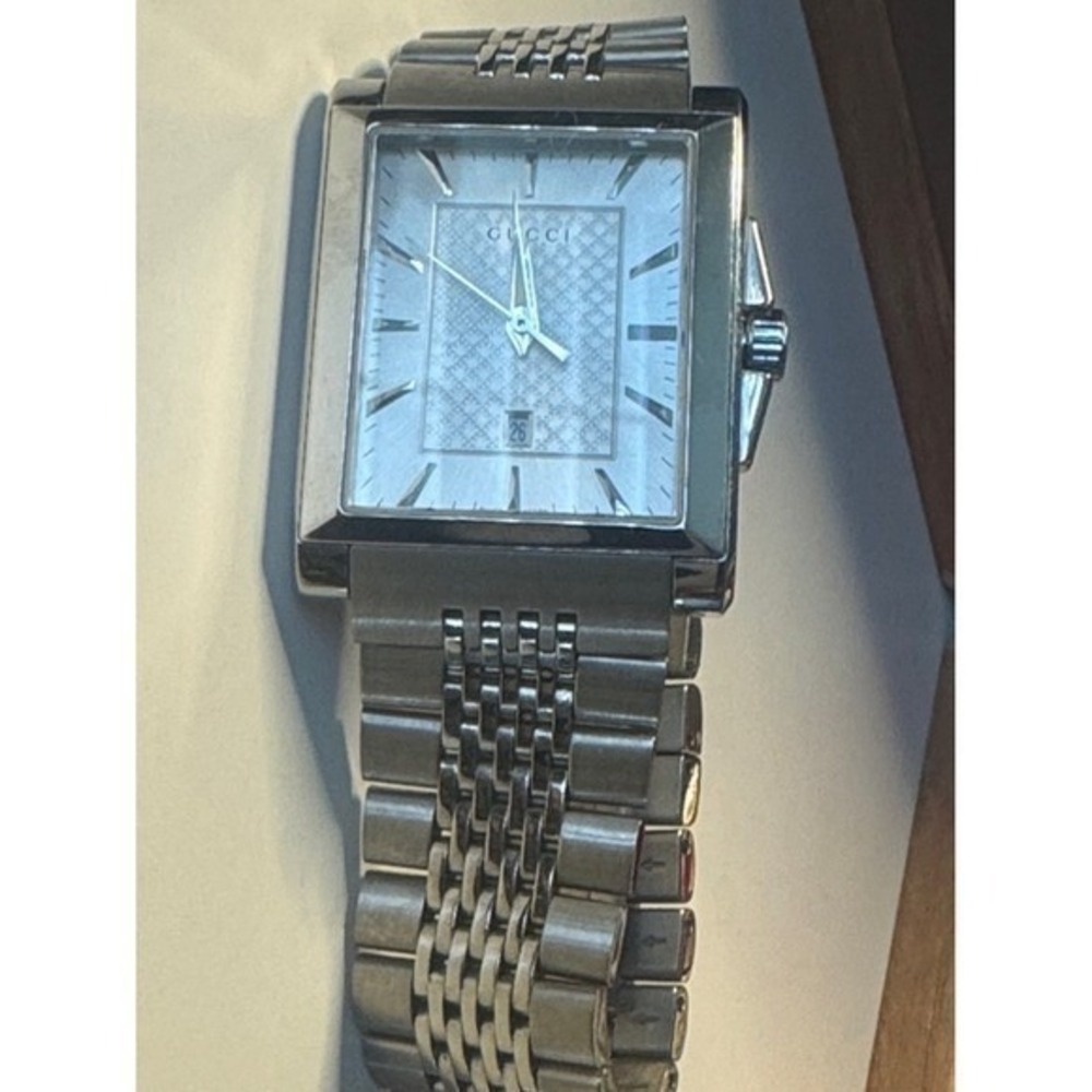 Gucci 111M Rectangular Watch Mens Silver Stainless Steel Swiss Made Date - Picture 6 of 7